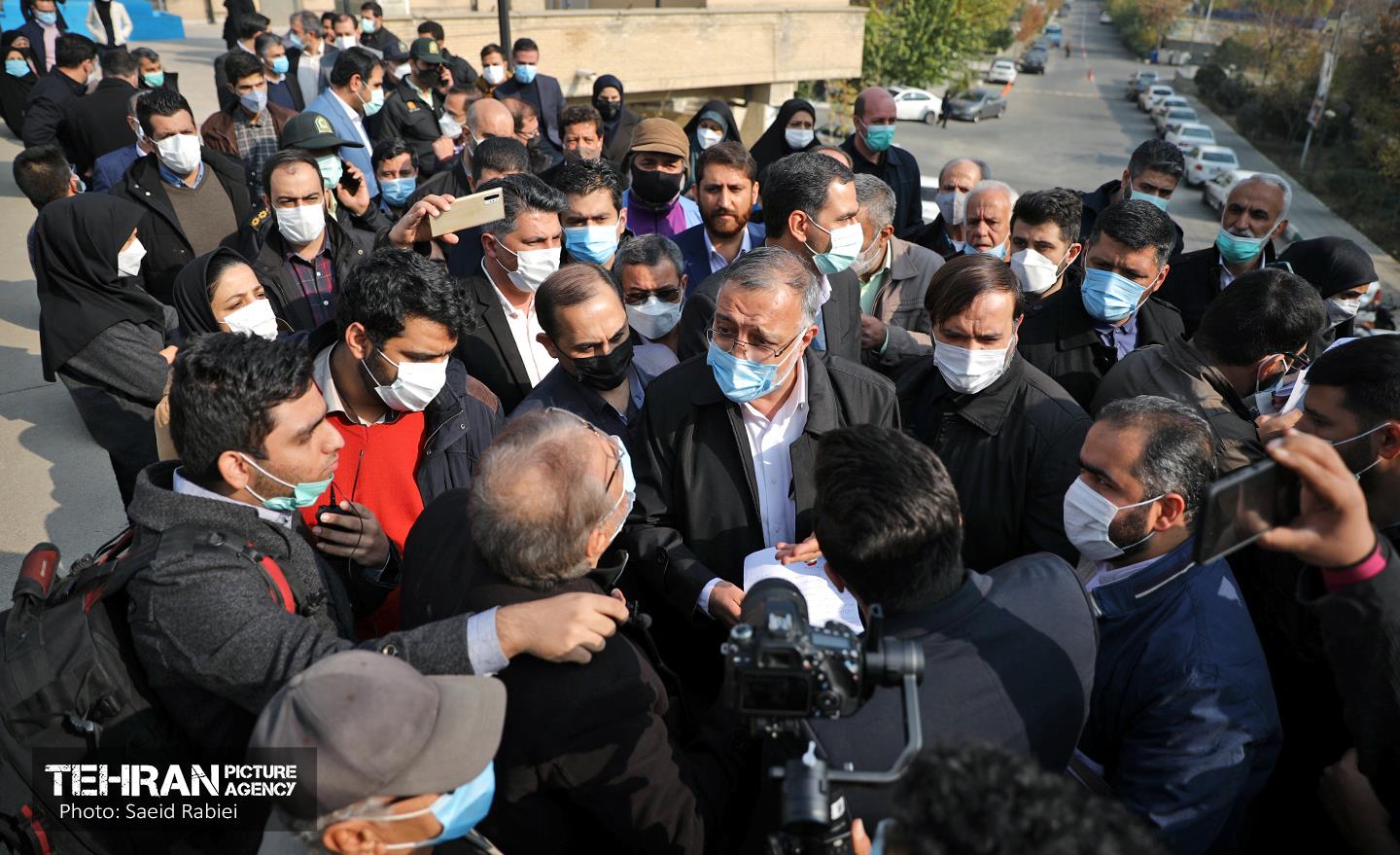 دیدار مردمی شهردار تهران در مسجد نواب صفوی 5