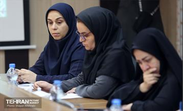 دیدار معاون امور فرهنگی و اجتماعی با کارکنان حوزه اجتماعی و فرهنگی شهرداری منطقه 4 23