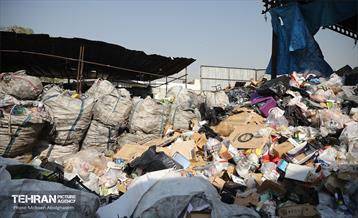 مرکز غیرمجاز جمع‌آوری پسماند 11