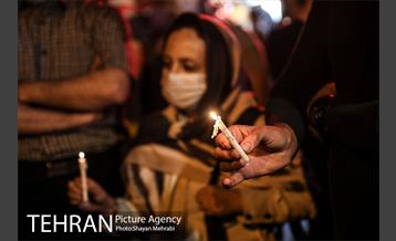 حضور مردم مقابل بیمارستان جم پس از فوت استاد شجریان 6