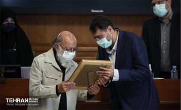 نهمین جلسه شورای شهر با حضور شهردار منتخب تهران 31