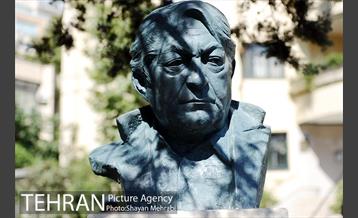 رونمایی از سردیس عزت الله انتظامی 14