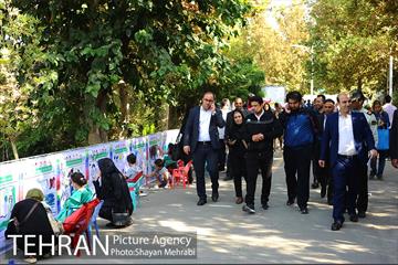 جشنواره طولانی ترین نقاشی کودکان 7