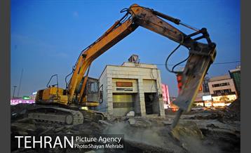 هم‌اکنون؛ جمع‌آوری کارگاه عمرانی میدان هفت تیر 14