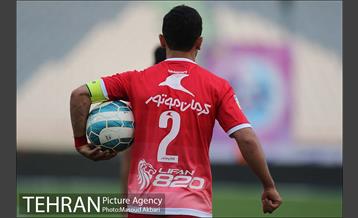 دیدار پرسپولیس و سیاه جامگان در لیگ برتر فوتبال