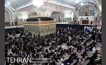 احیای شب نوزدهم ماه مبارک رمضان در حرم امام خمینی(ره) 7