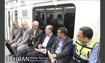 بازدید معاونت حمل و نقل و ترافیک شهرداری تهران و اعضای شورای شهر تهران از عملیات تکمیلی خط ۷ 16