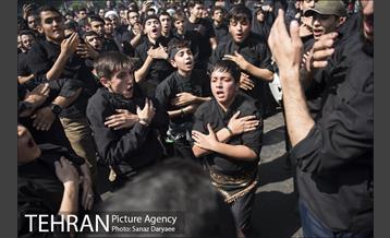 تشییع پیکر مطهر شهید محسن حججی 25