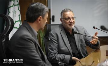 مراسم امضای توافقنامه همکاری مشترک در حوزه تأمین مسکن میان ستاد اجرایی فرمان حضرت امام(ره) و شهرداری تهران 1