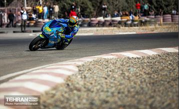 راند اول مسابقات موتور ریس آقایان و بانوان 32