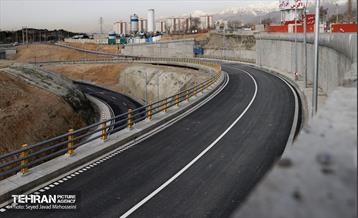 آیین بهره برداری از ۳ پروژه عمرانی و ۴۶ پروژه شهری منطقه یک در قالب دویست و هشتمین پویش امید و افتخار 36