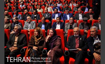 نشست دکتر نجفی شهردار محترم تهران با اهالی فرهنگ، هنر و رسانه