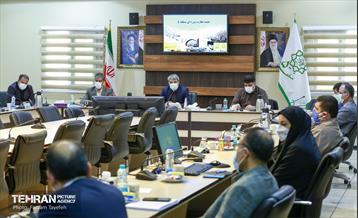 بازدید معاون هماهنگی امور مناطق از منطقه 5