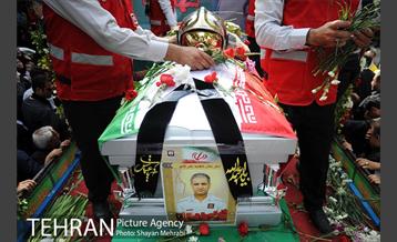 مراسم تشییع پیکر شهید آتش نشان علی قانع 13