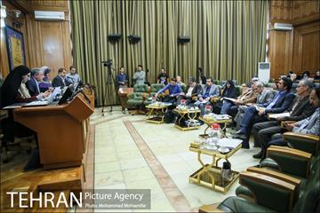 حضور شهردار تهران در صحن علنی شورا شهر 8
