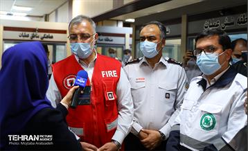 بازدید سرزده شهردار تهران از ستاد فرماندهی عملیات آتش نشانی 11