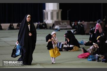 مراسم دعای روز عرفه در مصلی امام خمینی (ره) 30