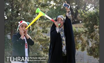 اولین حضور بانوان در رقابت های ملی فوتبال ایران 2 11