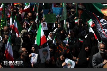 اجتماع مردمی در اربعین رهبر شهید انقلاب - 3 6