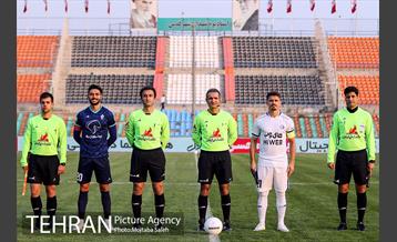 دیدار تیم های فوتبال پیکان و استقلال تهران 3