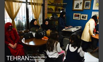 افتتاح نمایشگاه دست های بینا 4