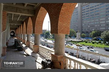اینجا کارگاهه؛ خانه شهر 48