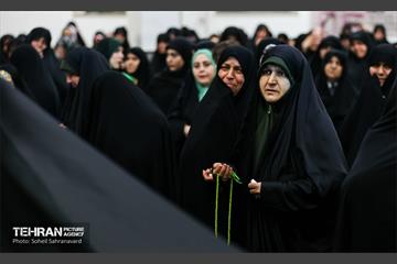 گرامیداشت شهدای خدمت در مسجد علی ابن الحسین (ع) 10