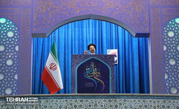 حضور شهردار تهران در نماز جمعه 17