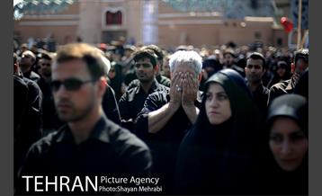 مراسم عاشورای حسینی در میدان امام حسین(ع) 31