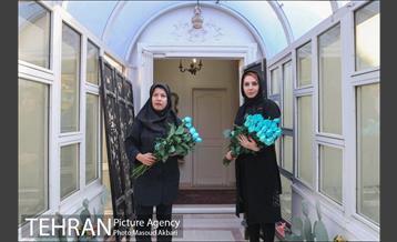 حضور بازیکنان و مربیان تیم استقلال در منزل مرحوم پورحیدری‎ 1