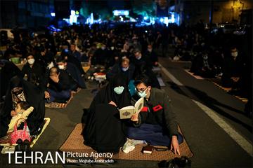 احیای شب بیست و سوم ماه رمضان در حسینیه همدانی‌ها 10