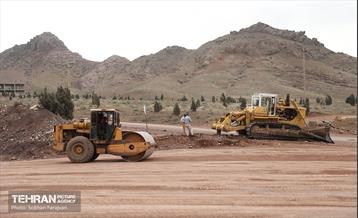 بازدید عضو شورای شهر از پروژه بزرگراه شهید شوشتری 17