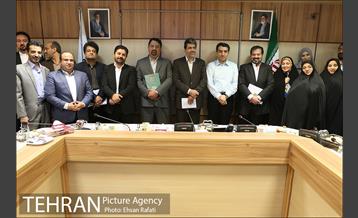 جلسه شورای روابط عمومی معاونت ها و مناطق ۲۲ گانه با حضور دکتر حجت الله میرزایی