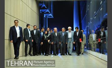 نشست دکتر نجفی شهردار محترم تهران با اهالی فرهنگ، هنر و رسانه