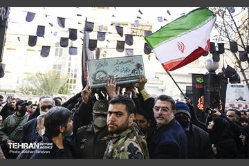 تشییع پیکر شهید گمنام در مسجد حجت(عج) 1