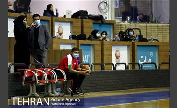 دیدار تیم های بسکتبال مهرام تهران و ذوب آهن 26