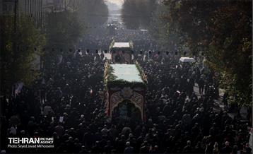 مراسم تشییع پیکرهای ۱۰۰ شهید گمنام 47
