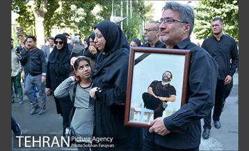 تشییع پیکر مهدی شادمانی  9