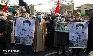 تشییع پیکر شهید حسین فغانی 21