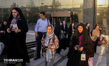 چهارمین جلسه از سلسه تورهای عکاسی انسان، کتاب، زندگی 16