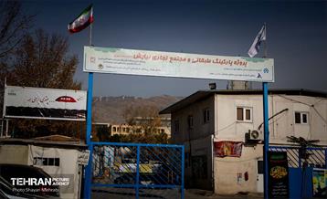 اینجا کارگاهه؛ پارکینگ طبقاتی نیایش 1