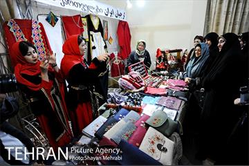 افتتاح نمایشگاه تخصصی مد و پوشش اسلامی - ایرانی زنان و اقوام ایرانی 25