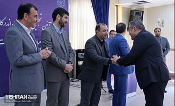تجلیل از دست‌اندرکاران تدوین برنامه چهارم تحول و پیشرفت شهر تهران 8