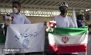 گرامیداشت هفته سلامت در صحن علنی شورای شهر و تقدیر از خانواده شهدای سلامت 5