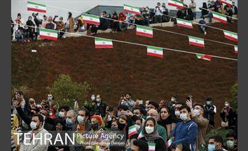 اجرای کنسرت سالار عقیلی در باغ کتاب 25