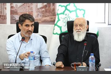 جلسه انتخاب معماری پروژه حیاط تهران 5