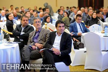 اجلاس معرفی فرصت های سرمایه گذاری شهر تهران با حضور شهردار تهران 7