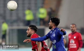 دیدار تیم‌های فوتبال استقلال و نساجی مازندران 8