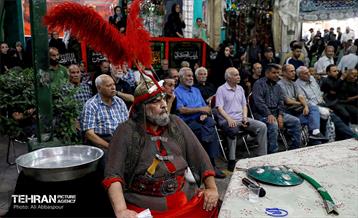 تعزیه در تکیه تجریش 16