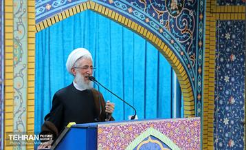 میز خدمت شهرداری تهران در نماز جمعه 52